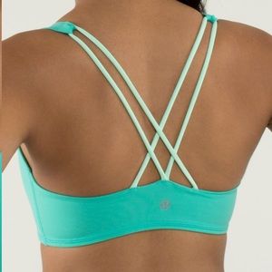 Lululemon Free To Be Sports Bra